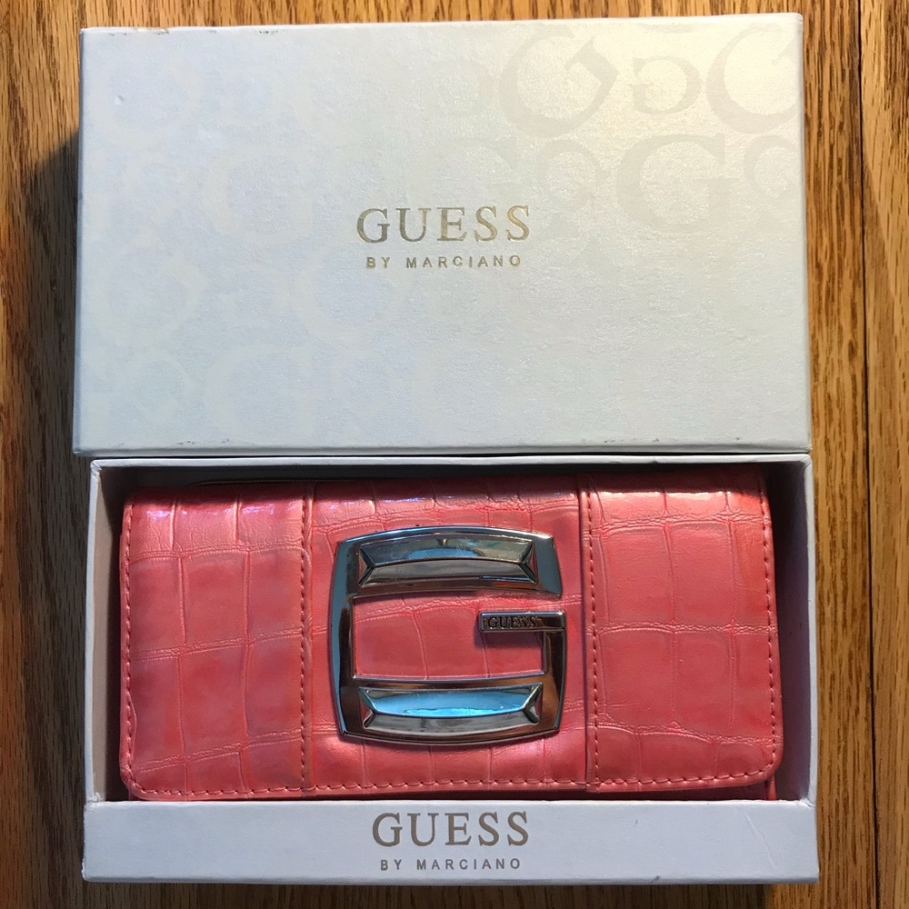 Guess wallet hot pink